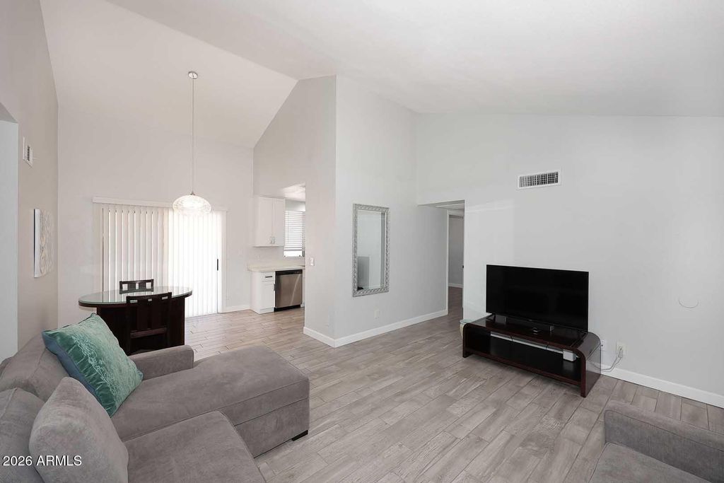 1008 E ORAIBI Drive, Phoenix, AZ 85024 — photo 2