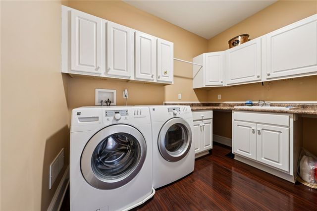 65 Edgewood Drive, Batavia, NY 14020