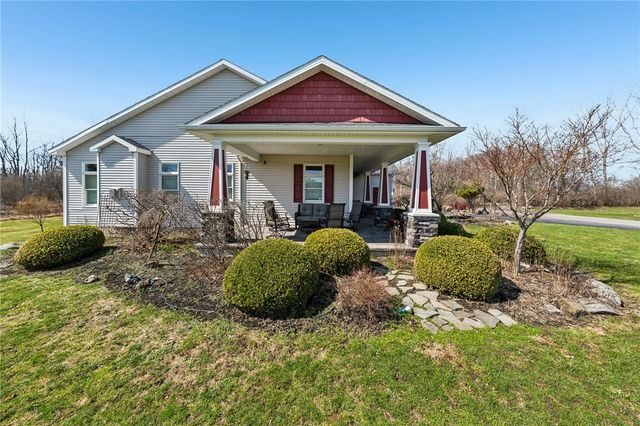 65 Edgewood Drive, Batavia, NY 14020