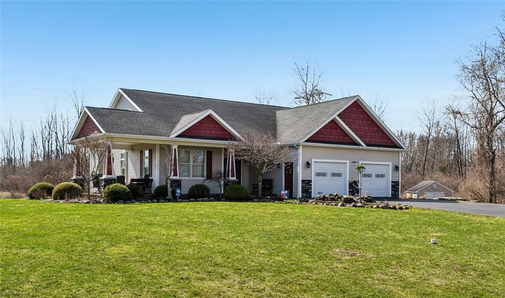 65 Edgewood Drive, Batavia, NY 14020