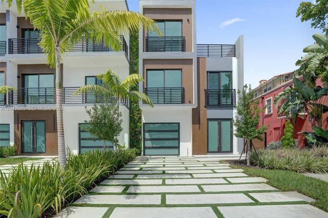 1825 NE 26th Avenue 1, Fort Lauderdale, FL 33305