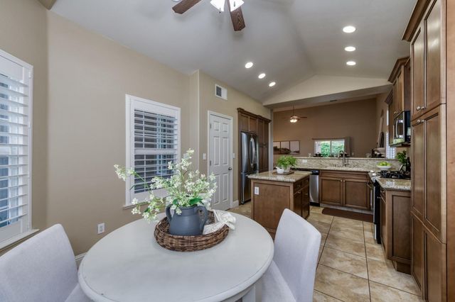 10687 N Tea Party Lane, Fresno, CA 93730