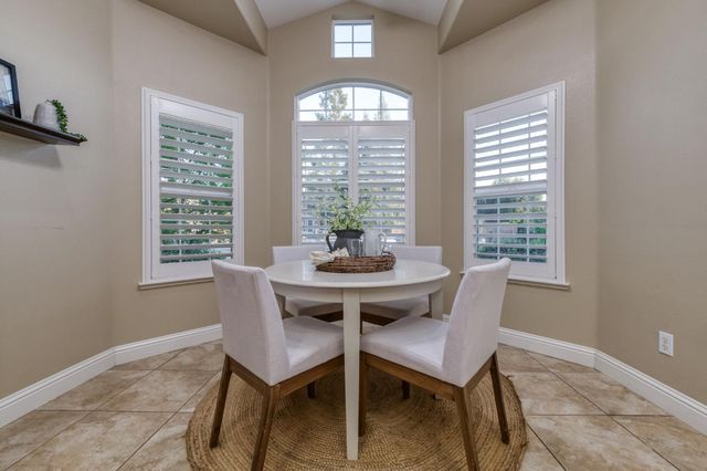 10687 N Tea Party Lane, Fresno, CA 93730