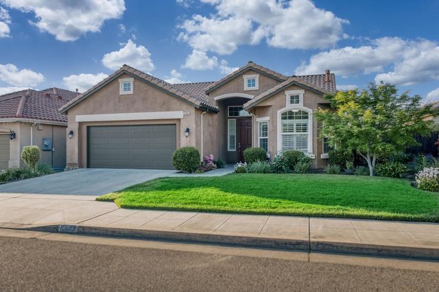 10687 N Tea Party Lane, Fresno, CA 93730