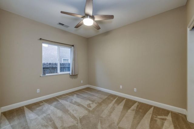 10687 N Tea Party Lane, Fresno, CA 93730