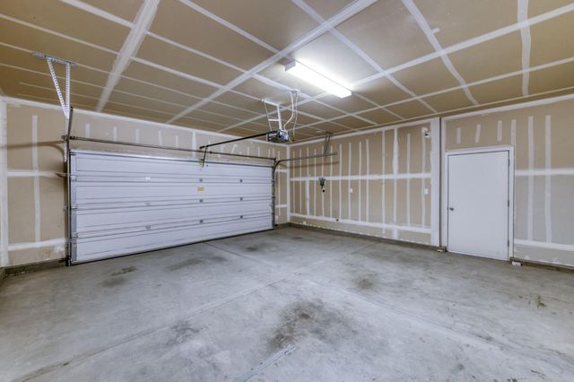 10687 N Tea Party Lane, Fresno, CA 93730