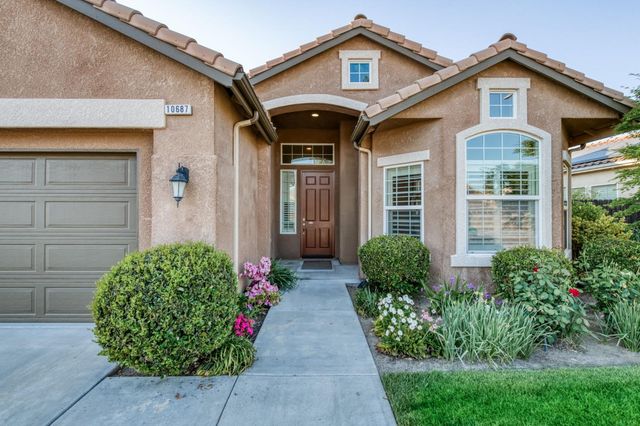 10687 N Tea Party Lane, Fresno, CA 93730