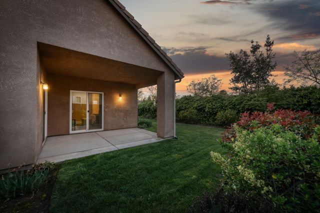 10687 N Tea Party Lane, Fresno, CA 93730