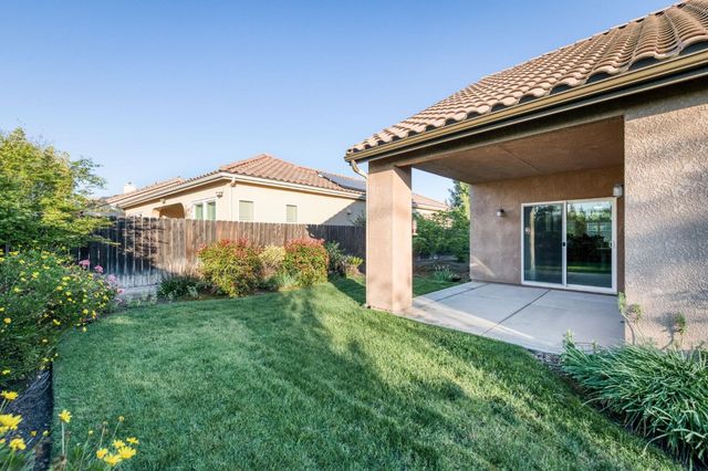 10687 N Tea Party Lane, Fresno, CA 93730