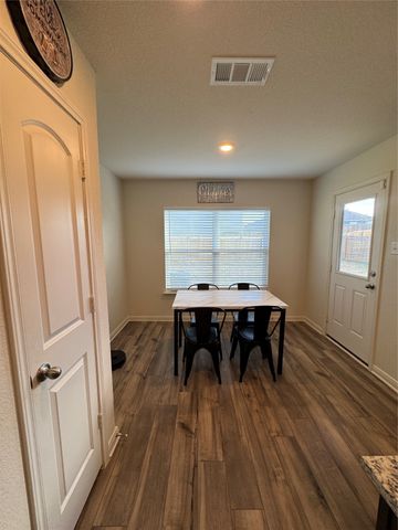 10856 Copper Hills Lane, Fort Worth, TX 76108