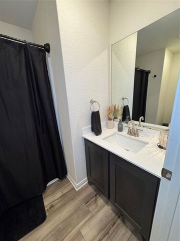 10856 Copper Hills Lane, Fort Worth, TX 76108