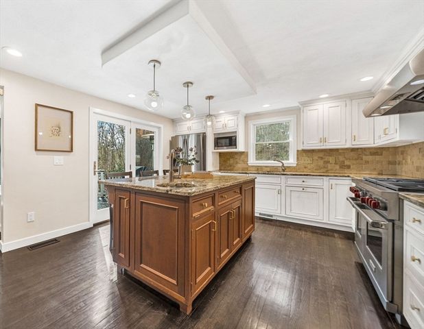 246 Marlboro Road, Sudbury, MA 01776
