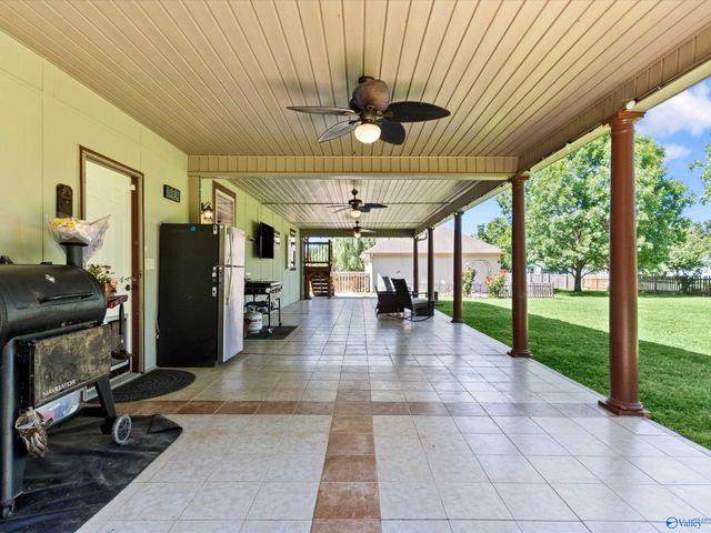 16258 Mcculley Mill Road, Athens, AL 35613