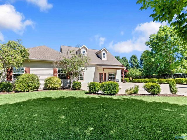 16258 Mcculley Mill Road, Athens, AL 35613