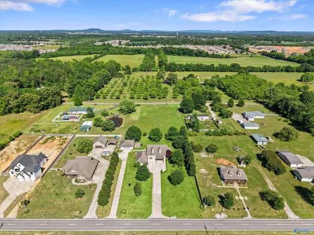 16258 Mcculley Mill Road, Athens, AL 35613