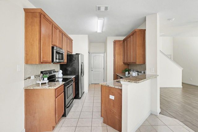 2410 Great Oaks DR 401, Round Rock, TX 78681