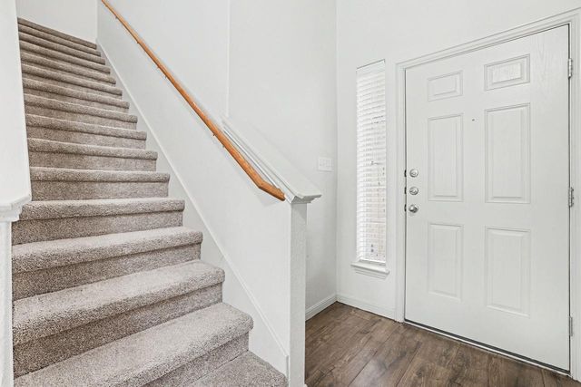 2410 Great Oaks DR 401, Round Rock, TX 78681