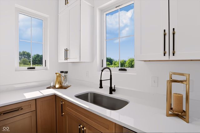 782 W State Road 234, Fortville, IN 46040