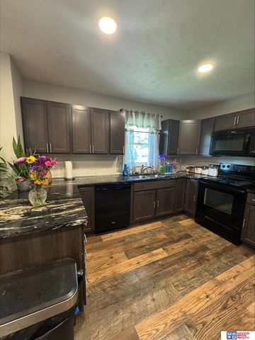 1718 Jefferson Street, Beatrice, NE 68310