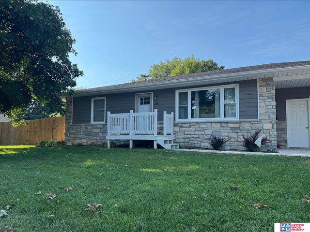 1718 Jefferson Street, Beatrice, NE 68310