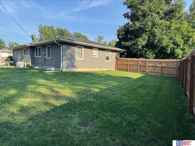 1718 Jefferson Street, Beatrice, NE 68310