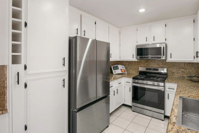 1232 Walpen, San Diego, CA 92154