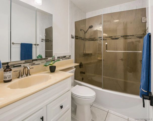 1232 Walpen, San Diego, CA 92154