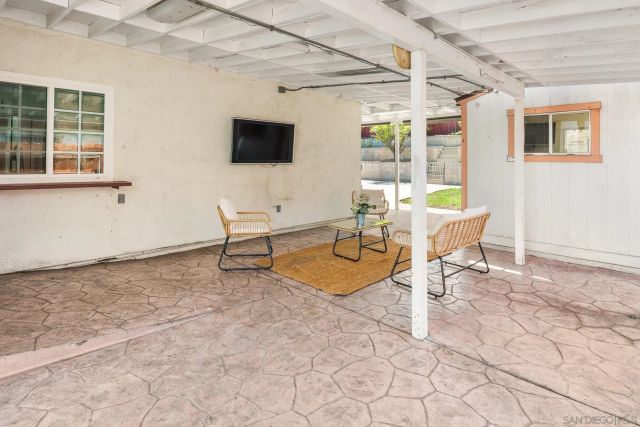 1232 Walpen, San Diego, CA 92154