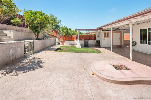 1232 Walpen, San Diego, CA 92154