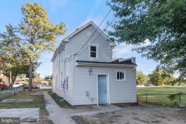 2404 PUGET ST, Baltimore, MD 21230