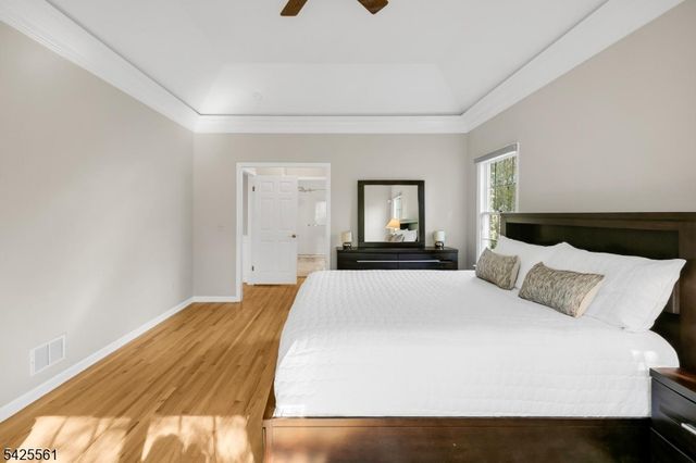 98 Bernard Dr, Bernards Twp., NJ 07920