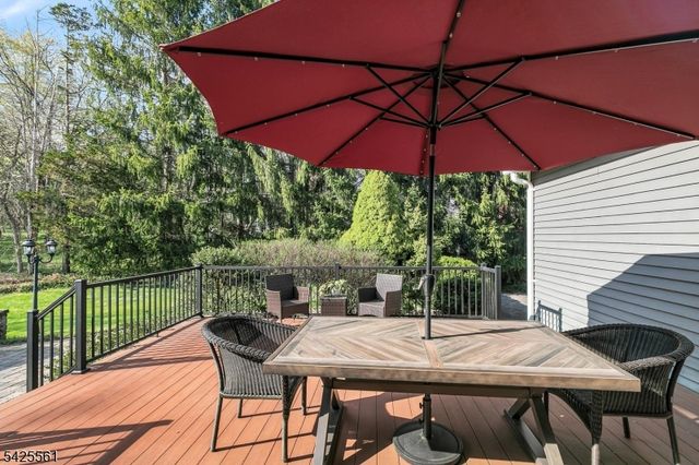 98 Bernard Dr, Bernards Twp., NJ 07920