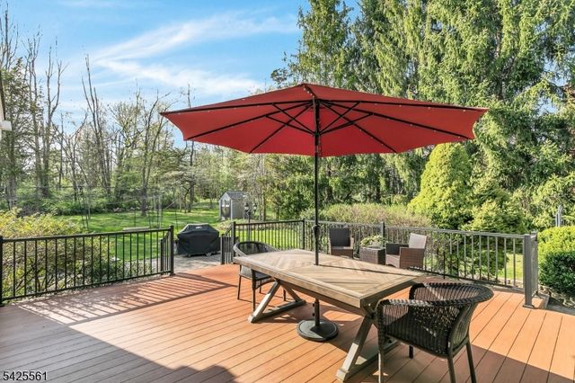 98 Bernard Dr, Bernards Twp., NJ 07920