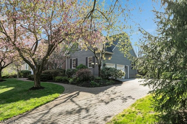 98 Bernard Dr, Bernards Twp., NJ 07920