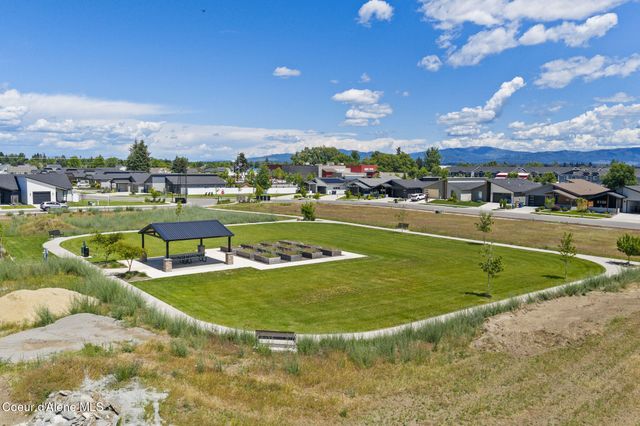 7733 N Mocha Lp, Coeur D'alene, ID 83815