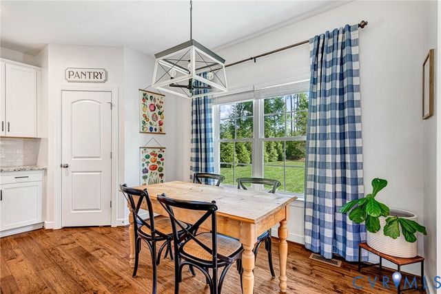 9131 Deerlake Dr, New Kent, VA 23124