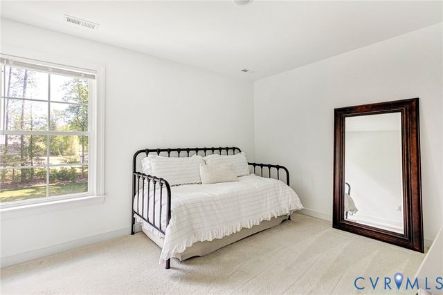 9131 Deerlake Dr, New Kent, VA 23124
