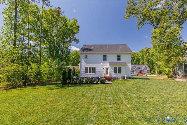 9131 Deerlake Dr, New Kent, VA 23124