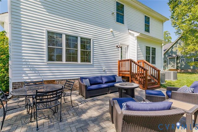 9131 Deerlake Dr, New Kent, VA 23124