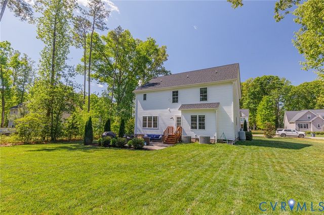 9131 Deerlake Dr, New Kent, VA 23124