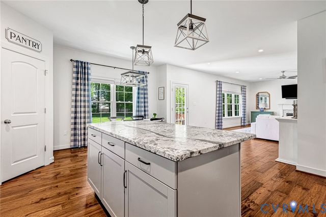 9131 Deerlake Dr, New Kent, VA 23124