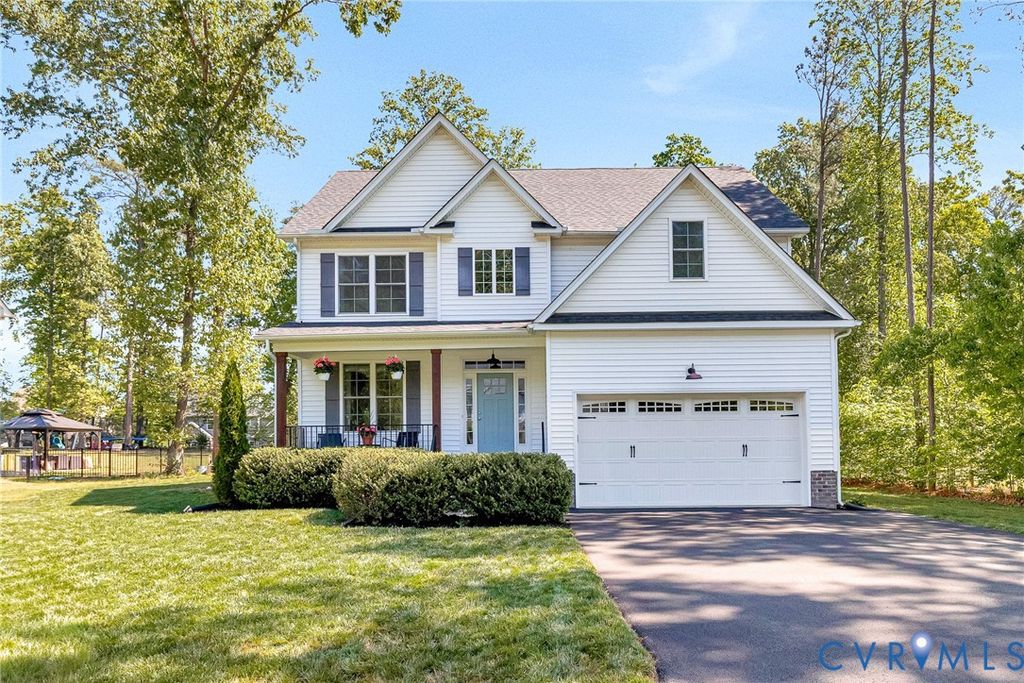 9131 Deerlake Dr, New Kent, VA 23124