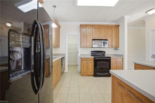 9577 8th Bay ST, Norfolk, VA 23518