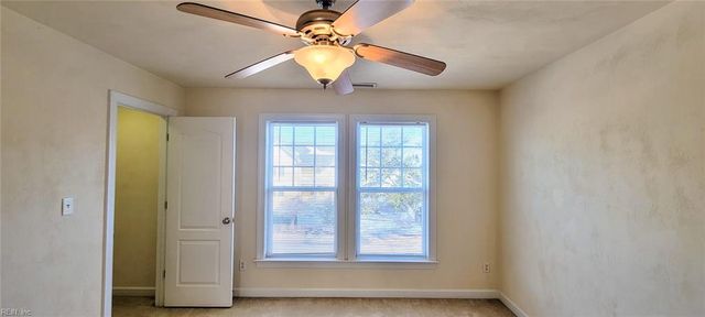 9577 8th Bay ST, Norfolk, VA 23518