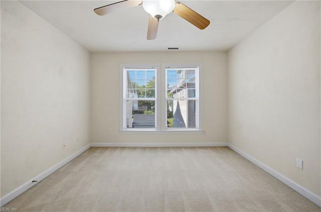 9577 8th Bay ST, Norfolk, VA 23518