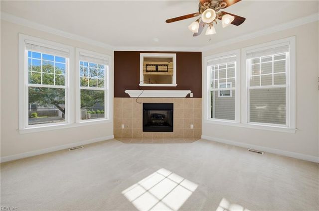 9577 8th Bay ST, Norfolk, VA 23518