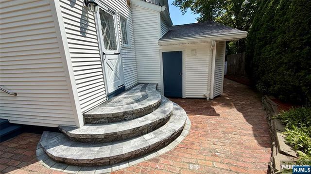 270 Kensington Road, River Edge, NJ 07661