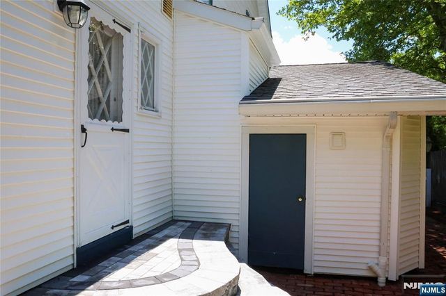 270 Kensington Road, River Edge, NJ 07661