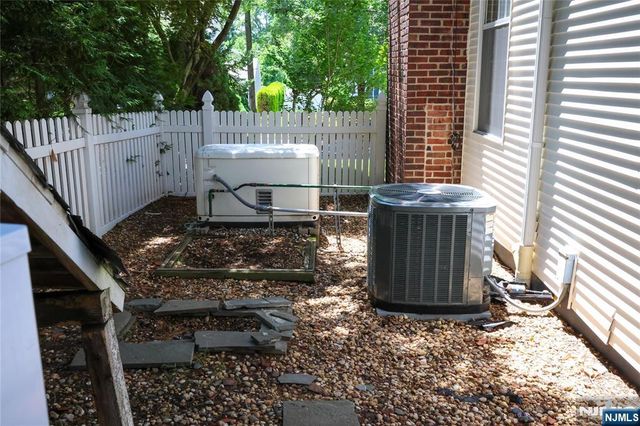 270 Kensington Road, River Edge, NJ 07661