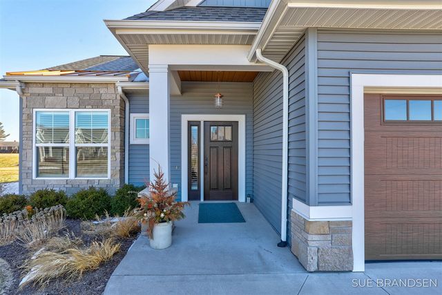 4723 Dune Grass Lane, Holland, MI 49423